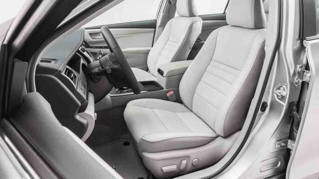 2017 Toyota Camry Interior