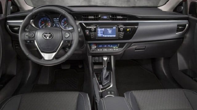 2015-Toyota-Corolla-