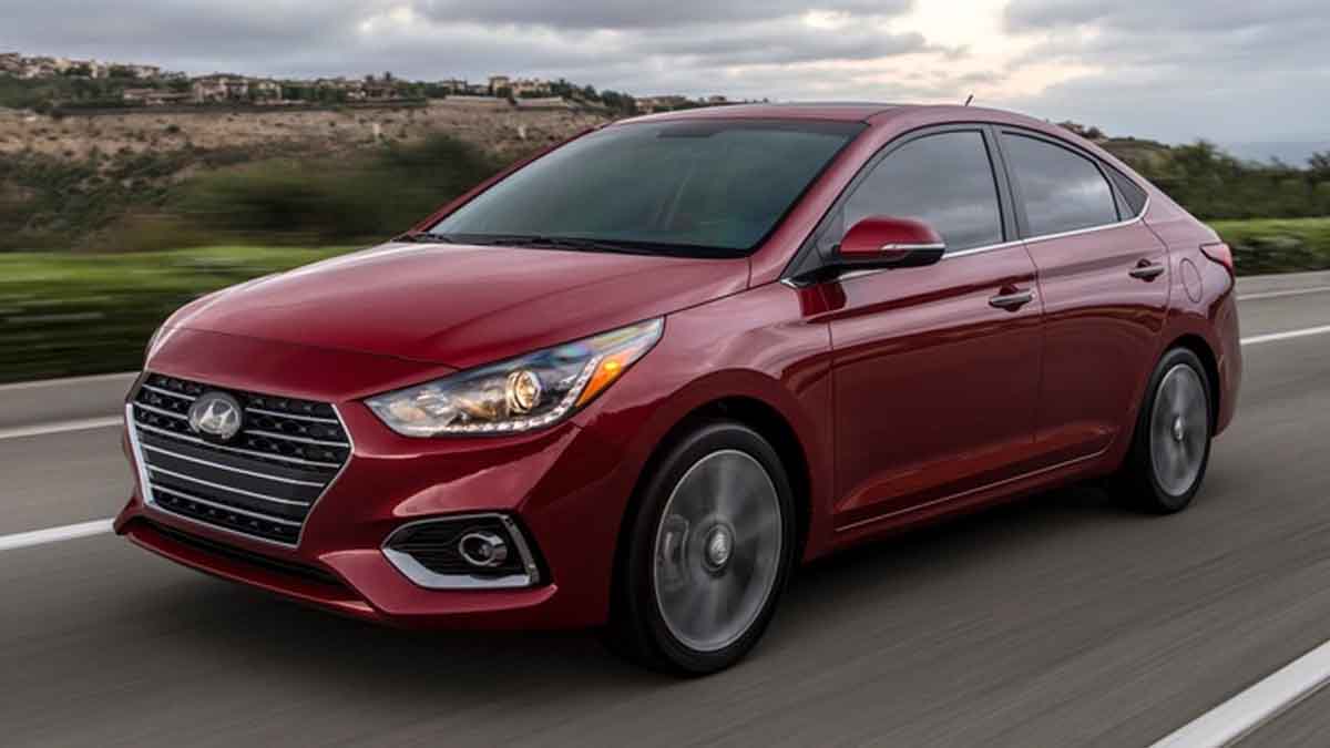 2019 Hyundai Accent front-view