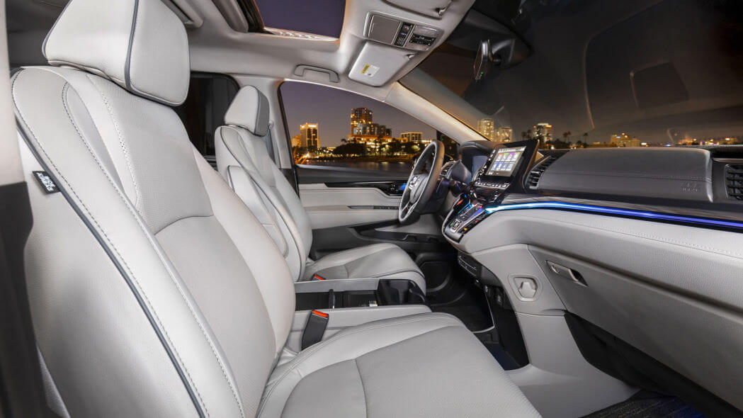 2020 Honda Odyssey interior