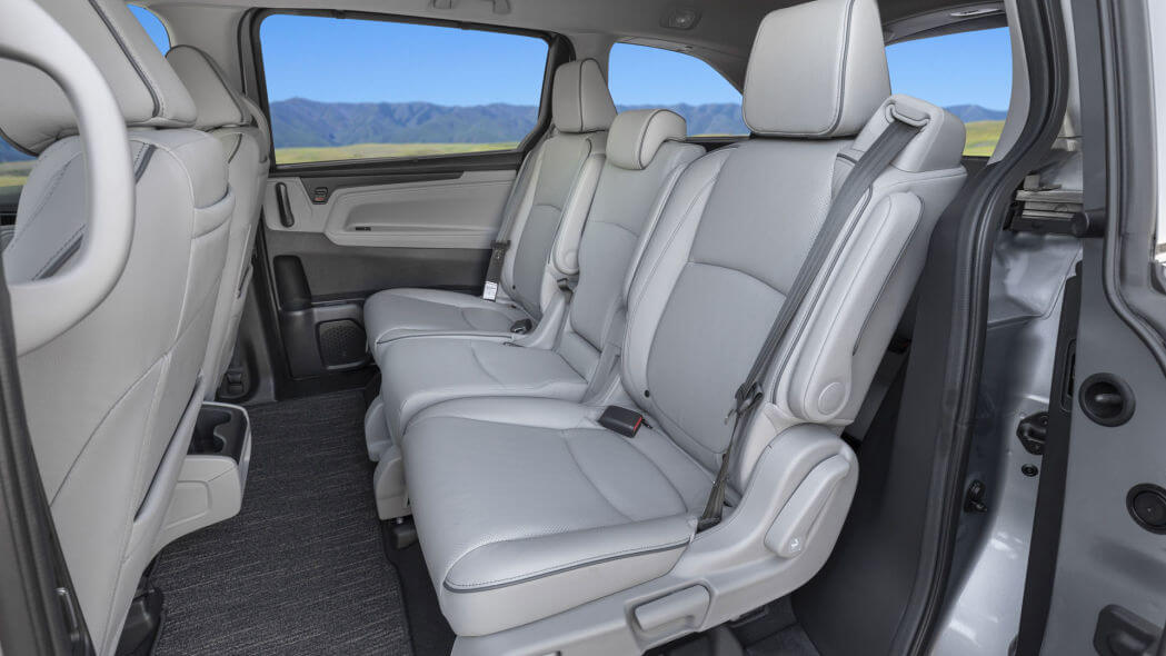 2021 Honda Odyssey interior