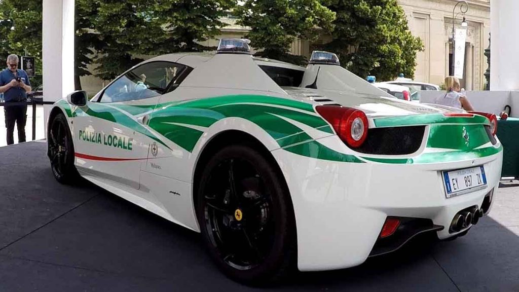Ferrari 458 Italia - Milan, Italy police