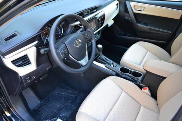 2016 Toyota Corolla interior