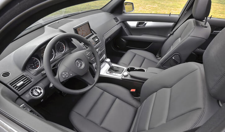 2010 Mercedes-Benz C300 Interior