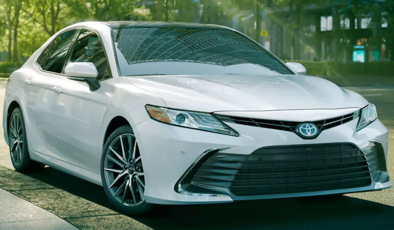2022 Toyota Camry Price, Reviews, Buying Guide