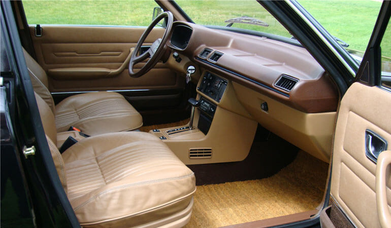 Peugeot 505 Evolution Interior