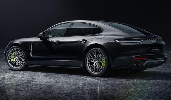 Porsche has a new Platinum Edition available on the Panamera's base, 4, and 4 E-Hybrid models.