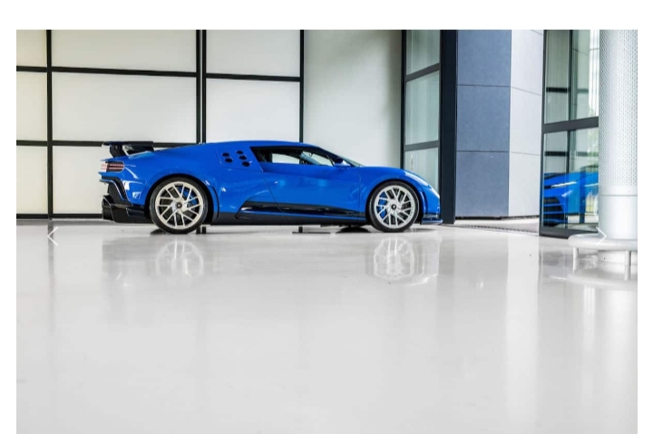 First-ever Bugatti Centodieci side view