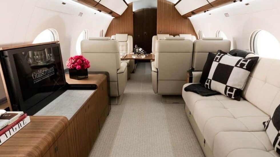 inside Gulfstream G650ER Private Jet