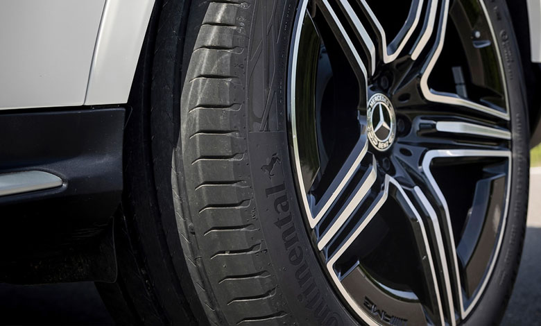 2023 Mercedes-Benz Glc 300 tire