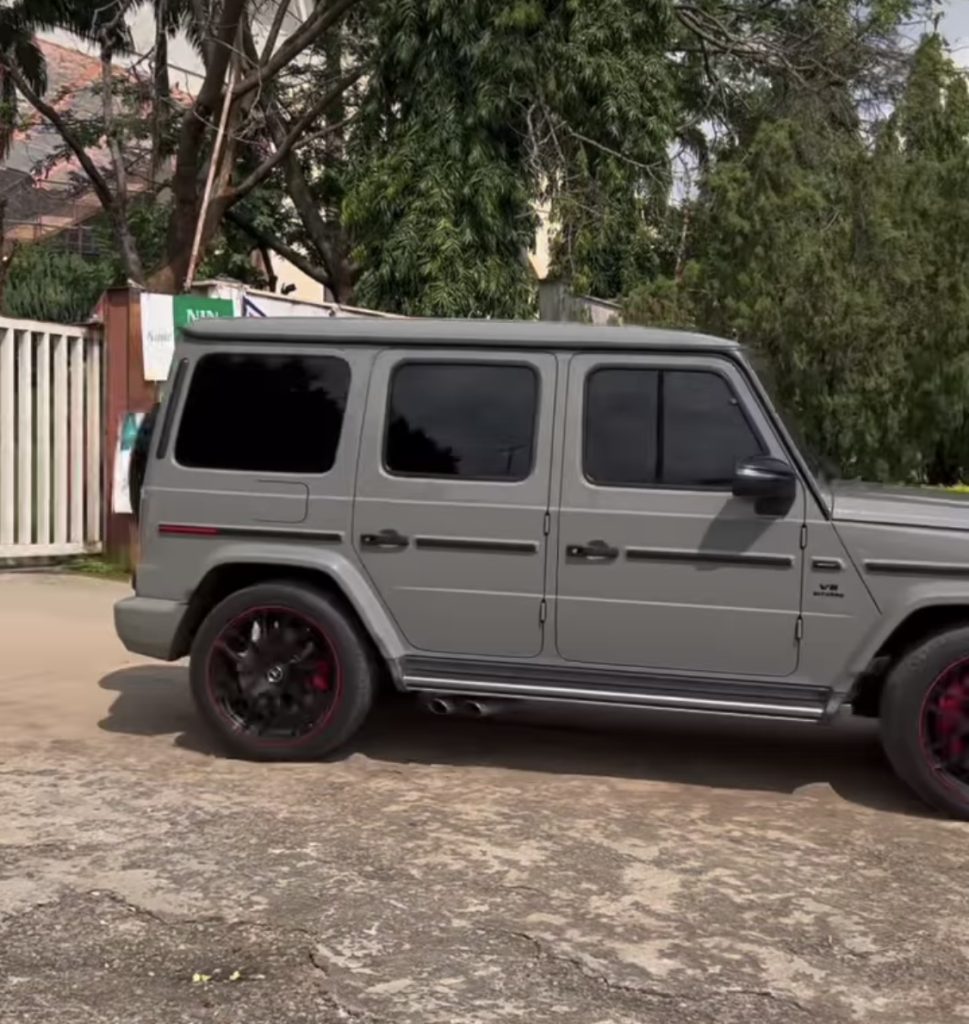 Second, 200 Million Naira G-Wagon spotted at the wedding