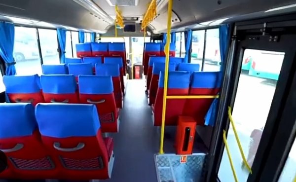 inside IVm City Bus 6115