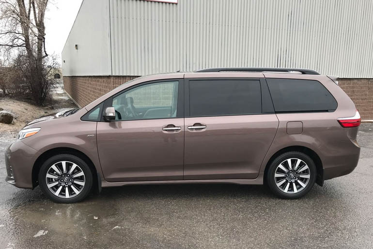 2018 Toyota Sienna - an Older Product, but Still Palatable