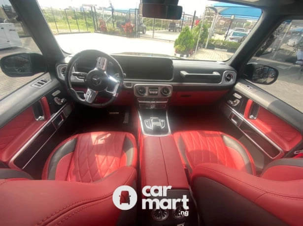2021 Mercedes Benz G63 interior