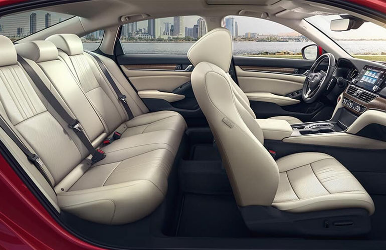 2022 Honda Accord Hybrid interior