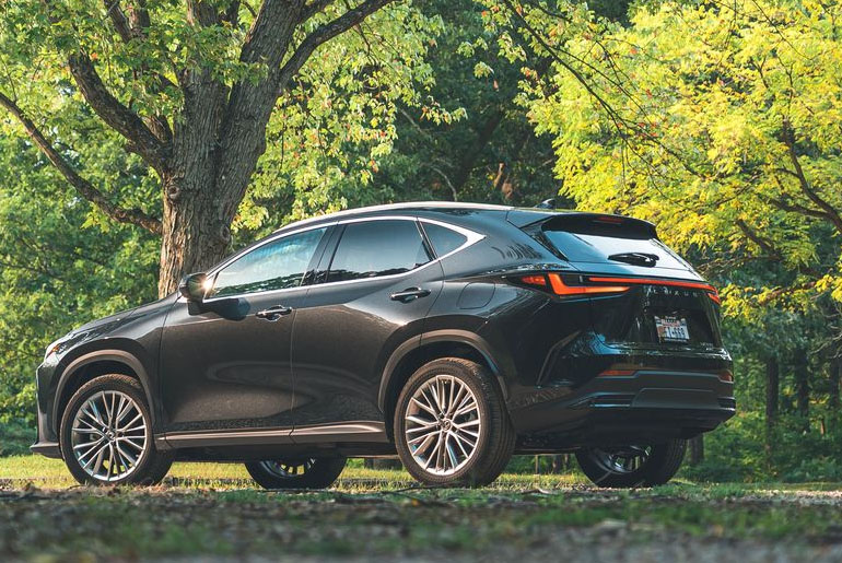 What does it cost to run the 2022 Lexus NX
