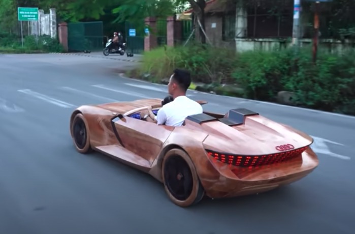 Skysphere Concept Car Using Wood