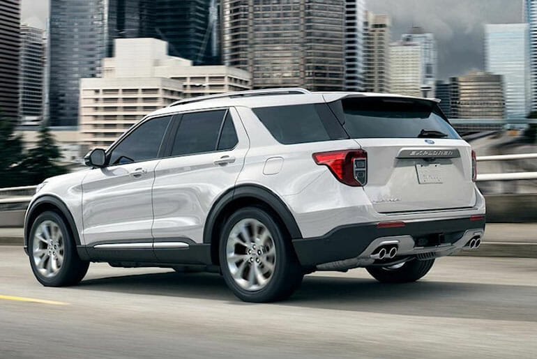 2023 ford explorer back view