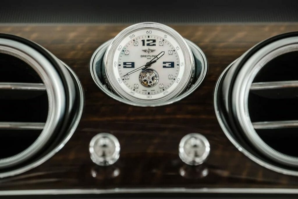 Bentley Bentayga clock