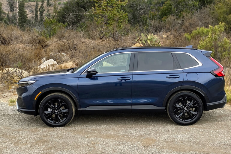 2023 Honda CR-V Hybrid side view