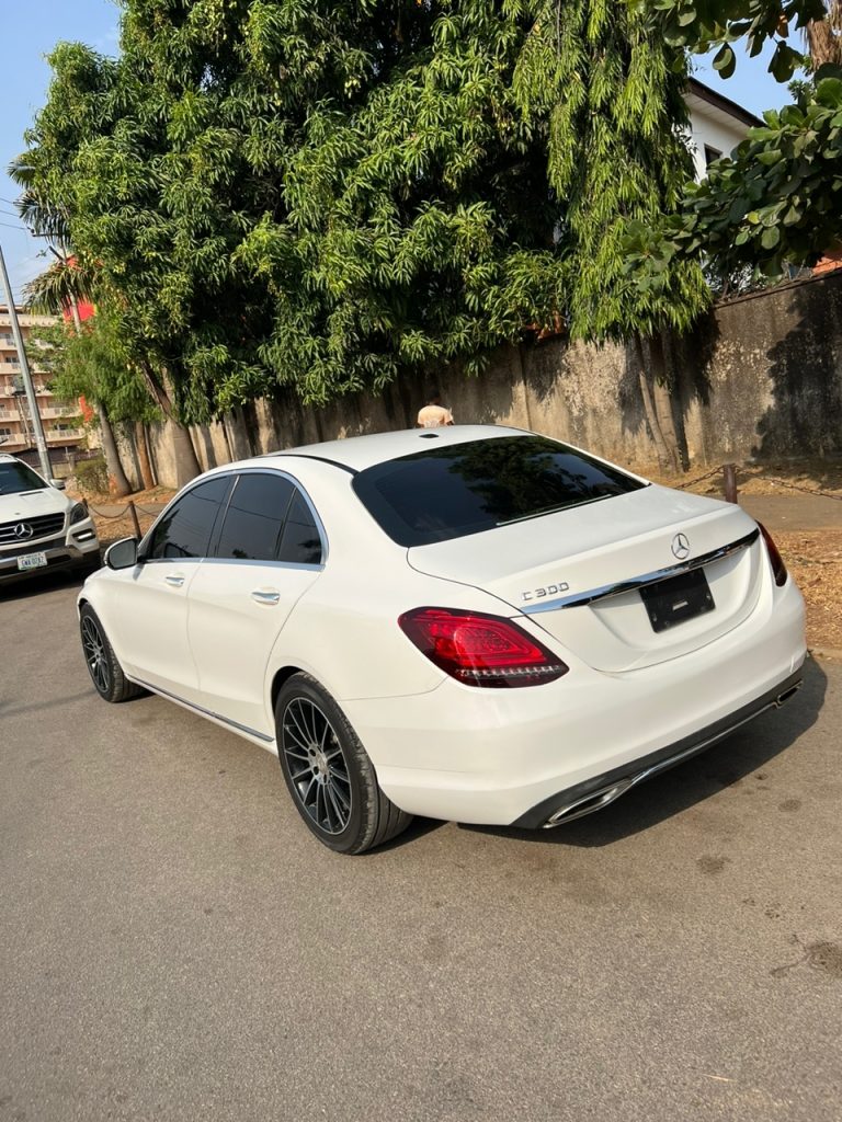Ola of Lagos 2016 Mercedes-Benz C300