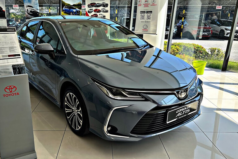 2023 New Toyota Corolla Altis