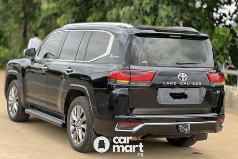 About the 2022 Toyota land cruiser 300 VXR