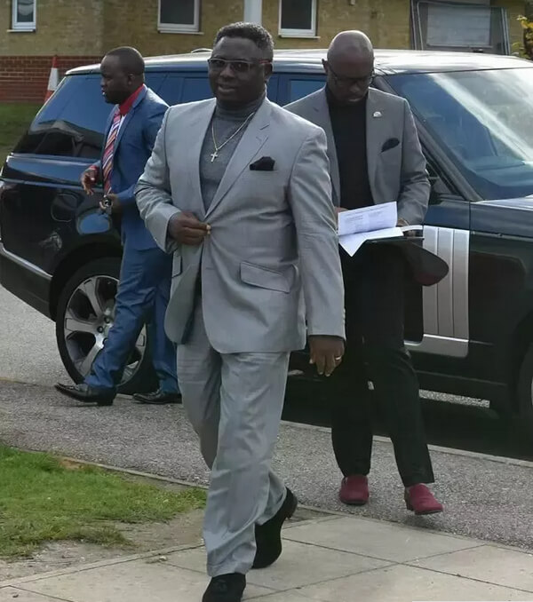 Pastor Mathew Ashimolowo steps out with some of his pastors in Range Rover