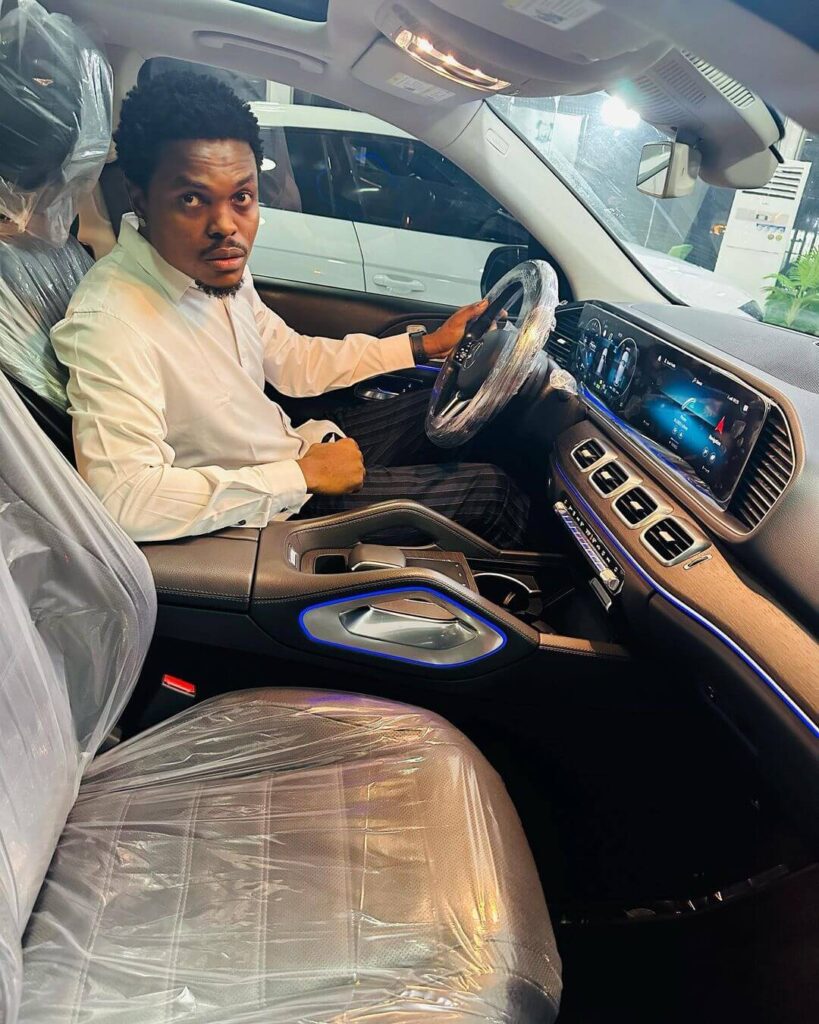Blord 's brand New 2022 Mercedes Benz GLE 450 interior