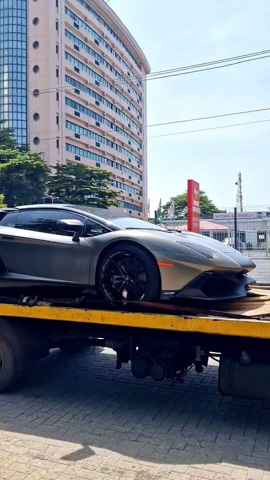 N400 million Lamborghini Aventador Was Spotted En Route to the Owner