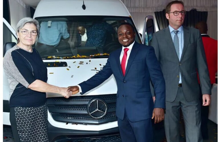 Oluwatobi got the opportunity to start up as an authorized Mercedes-Benz dealer