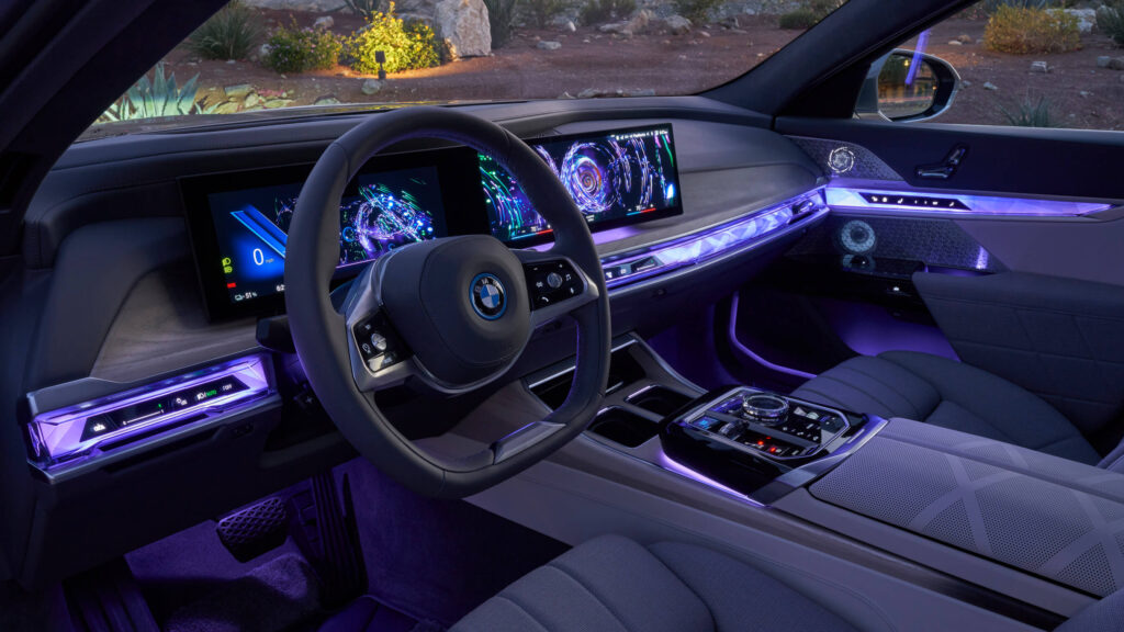 BMW 7 Series Interior Layout & Technology