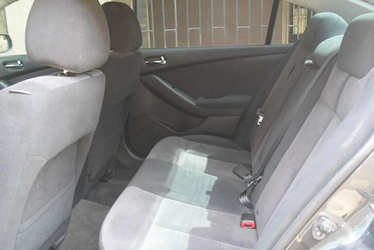 2008 Nissan Altima interior