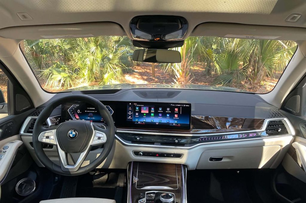 Brand new 2023 BMW X7 interior