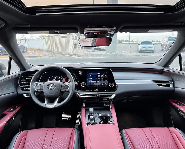 2023 Lexus RX 500h F Sport interior