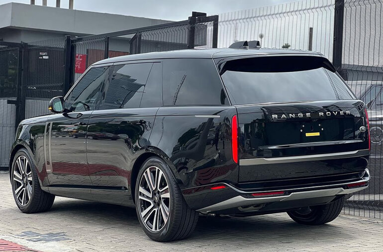 New 2023 Land Rover Range Rover Autobiography P530