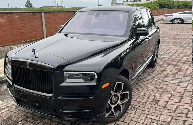 2023 Rolls-Royce Cullinan Review, Price, and Specs