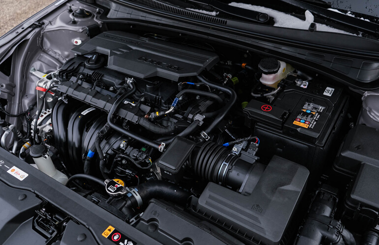 2024 Hyundai Elantra engine