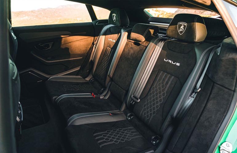 2024 Lamborghini Urus Interior