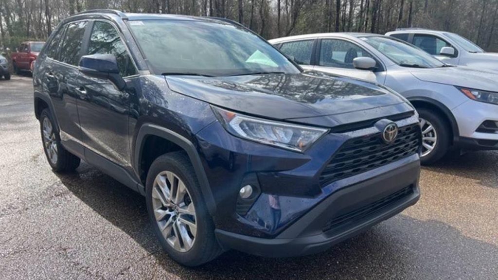 Despite the high dollar rate The price of the 2020 Toyota RAV4 remains unchanged priced at N36 million