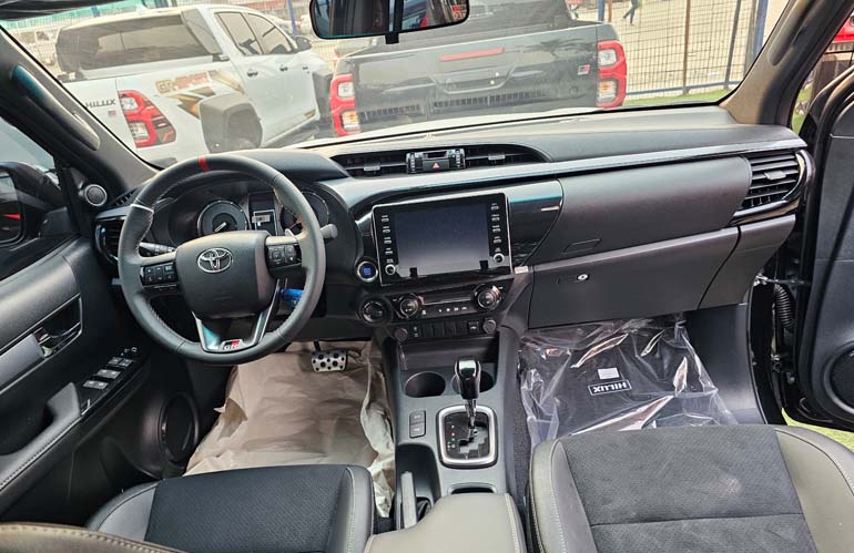 2024 Toyota Hilux Interior