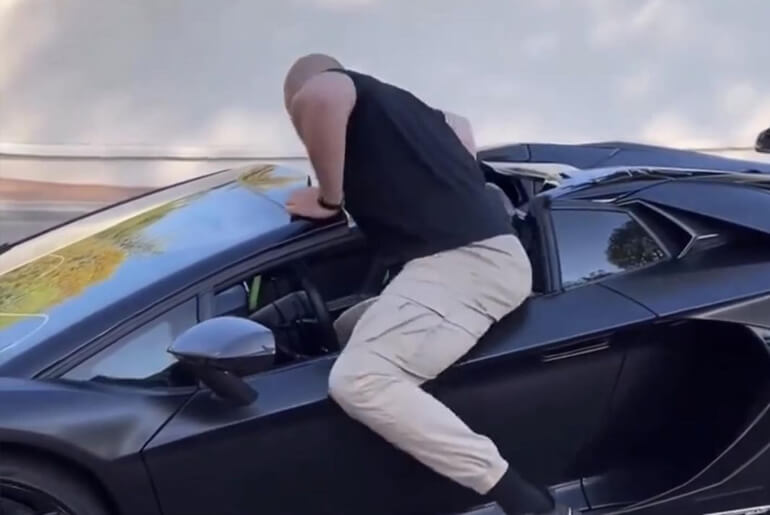 Lamborghini Owner Shows The Best Way To Enter The Vehicle