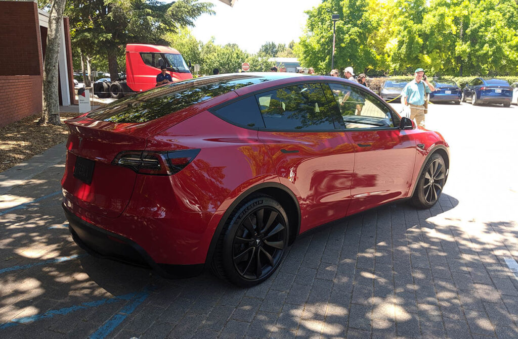 Top TWO Tesla Affordable Electric Cars To Buy In 2023