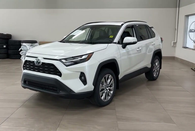 2022 Toyota RAV4 XLE Premium Review