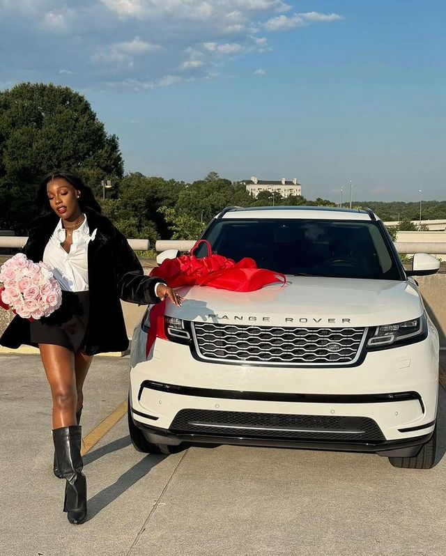 Paul Psquare Okoye aka Rudeboy Buys his wife, Ivy Ifeoma a new Range Rover velar as Push Gift