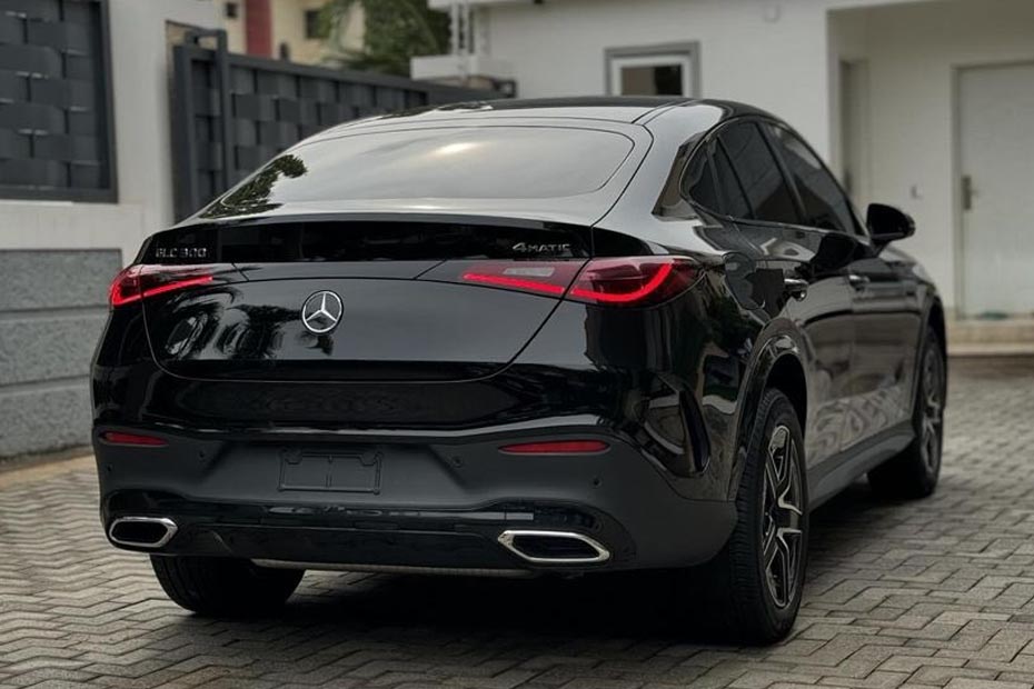 2024 MERCEDES BENZ GLC300 back view