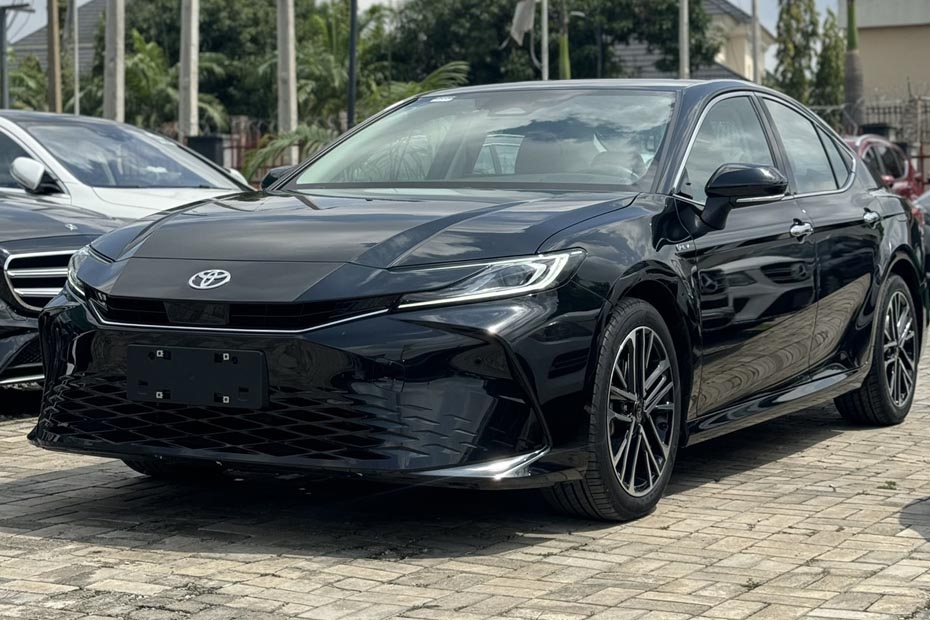 2025 TOYOTA CAMRY in Nigeria