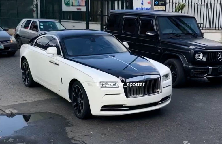 Moment D'banj spotted with his custom made Rolls Royce wraith