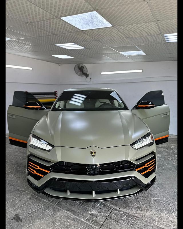 Zlatan Ibile Lamborghini Urus