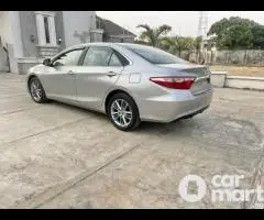 Foreign used 2017 Toyota Camry SE